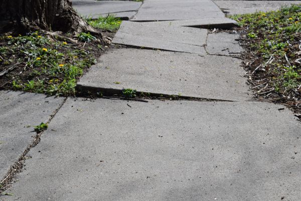 Cost of Concrete Sidewalk Leveling in Edmonds
